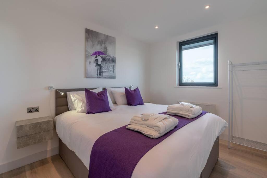 Central Penthouse With Hot Tub & Views 22 Cheltenham Exterior foto